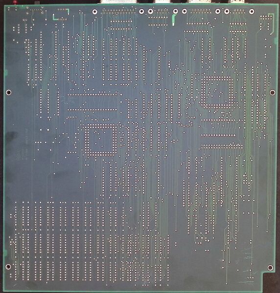 File:Kaypro 81-1588 bottom big.jpg